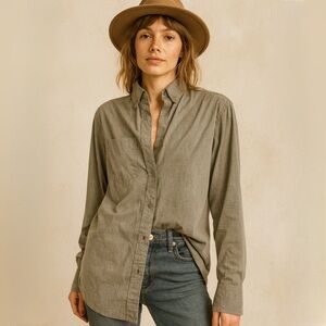 Old Navy Men’s Slim Fit Gray Button Down Shirt Size Medium